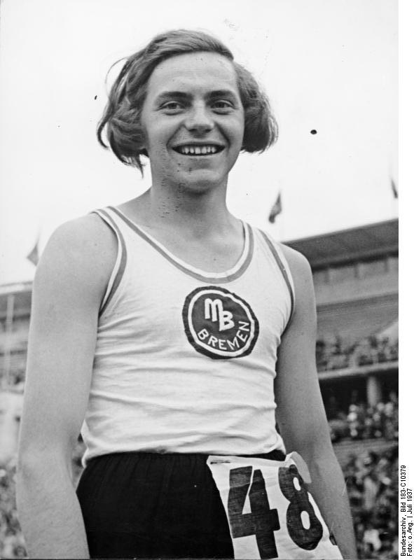 Hermann Ratjen alias Dora Ratjen 