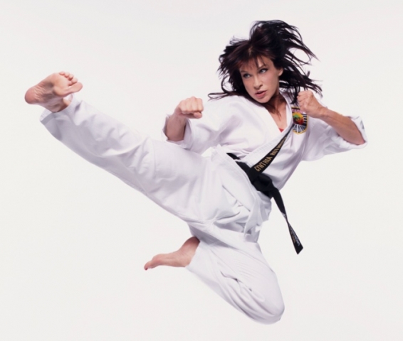 cynjumpkick
