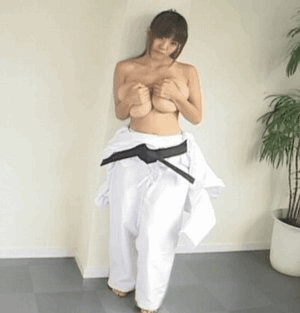 karate-girl
